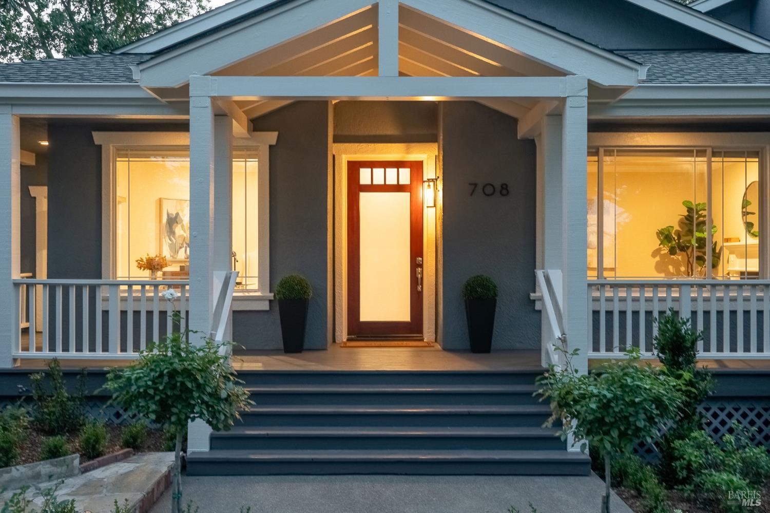 708 Hunt Avenue