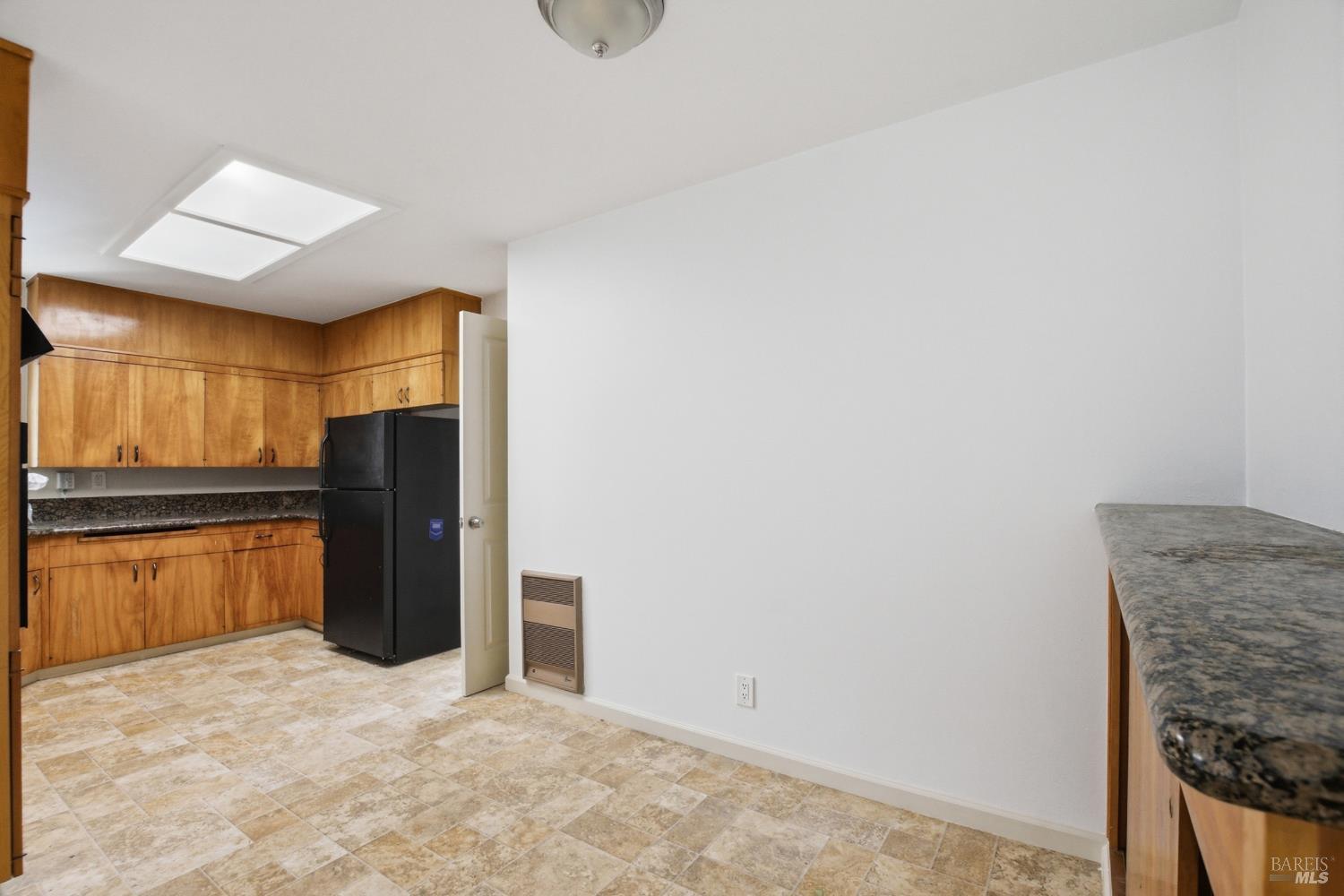 2408 Alameda Street