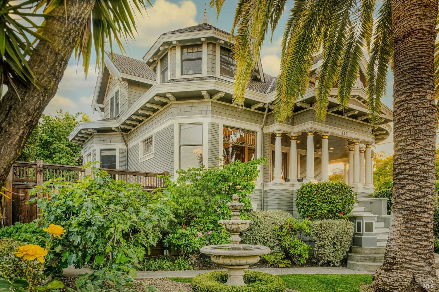 1543 Main Street
