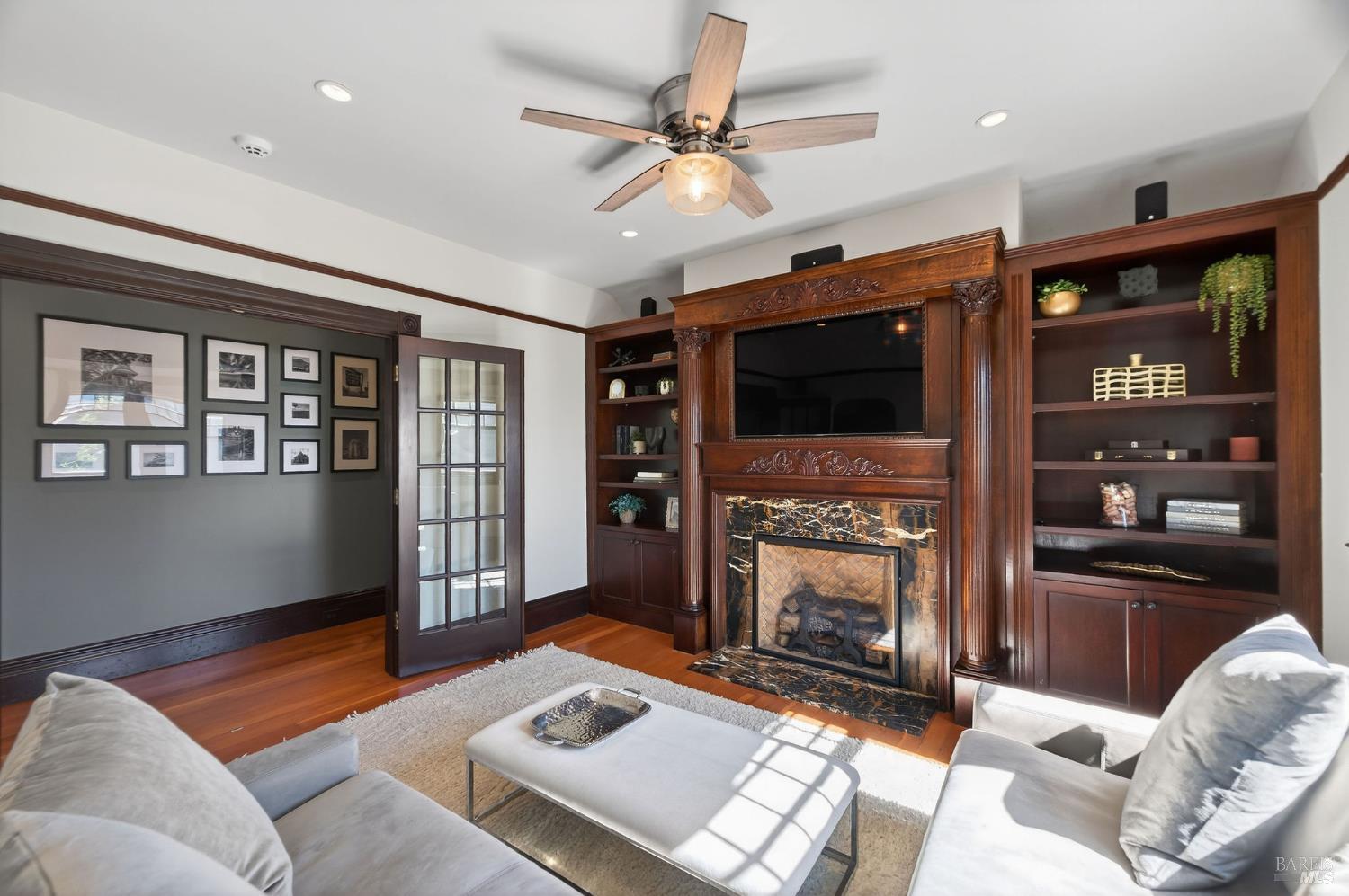 1543 Main Street