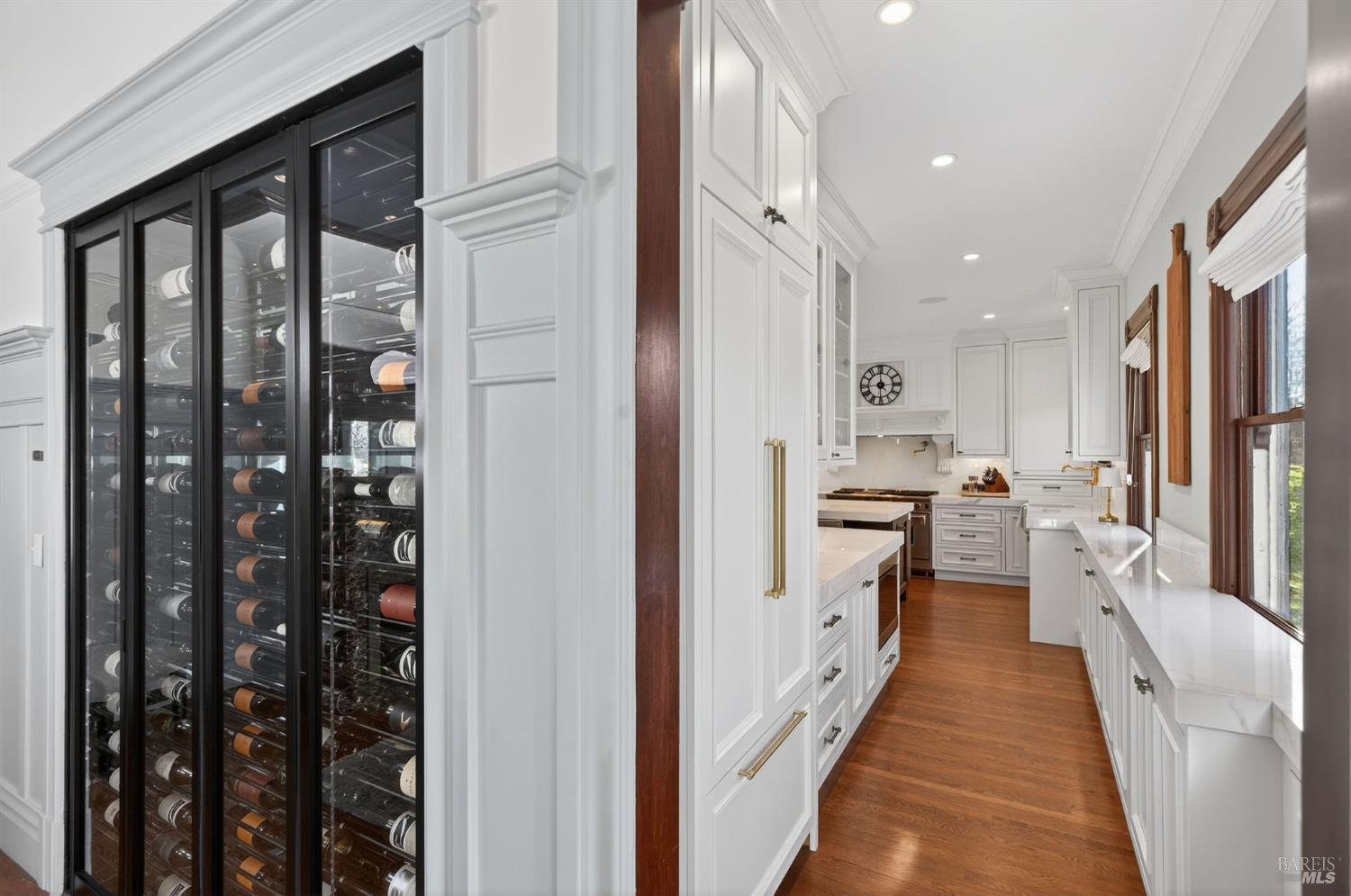 1543 Main Street