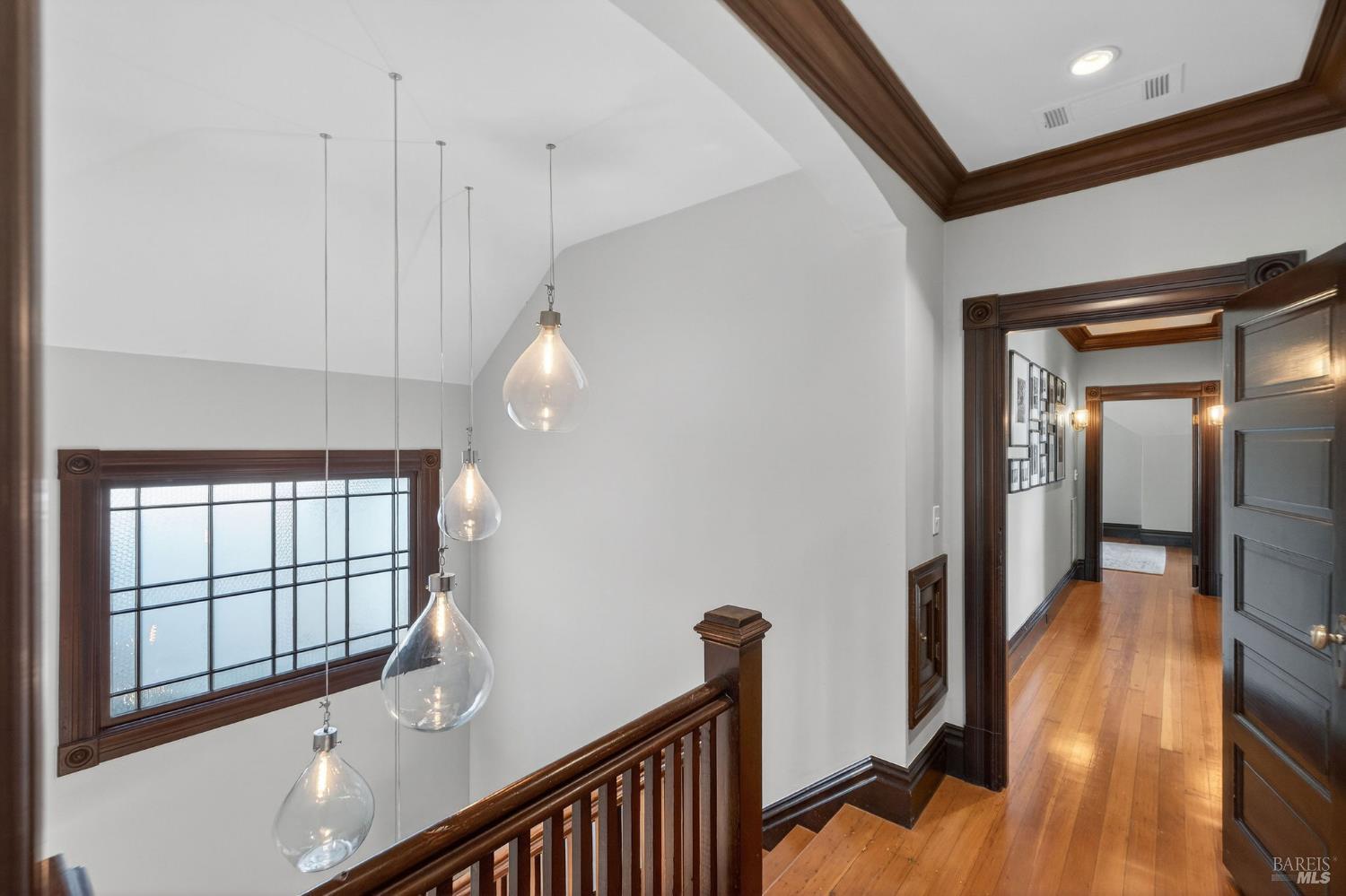 1543 Main Street