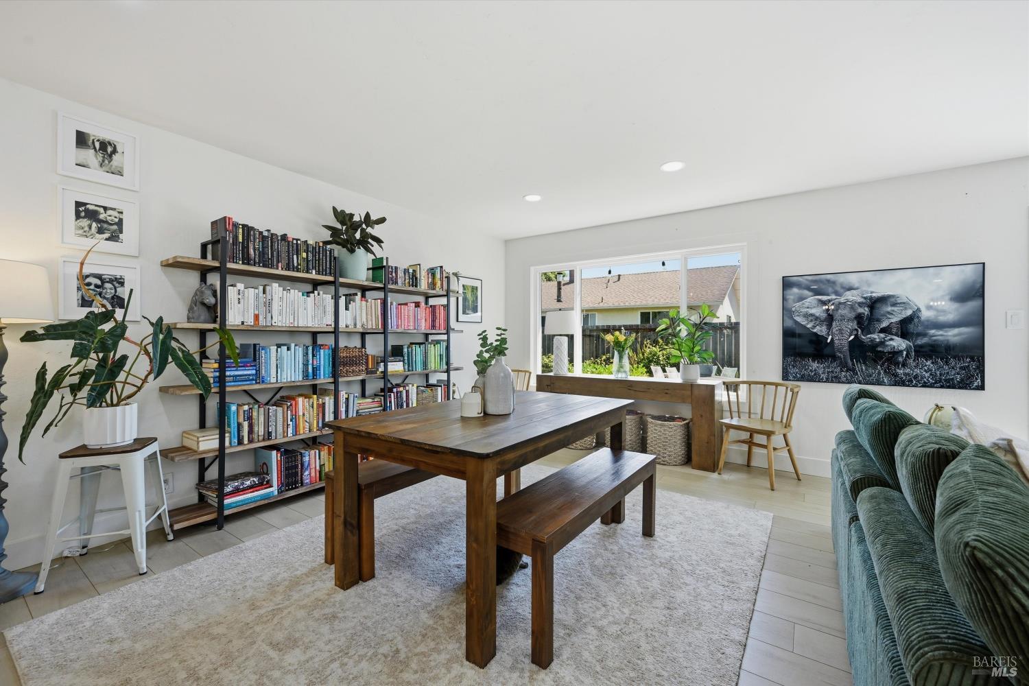 3571 Meadowbrook Drive