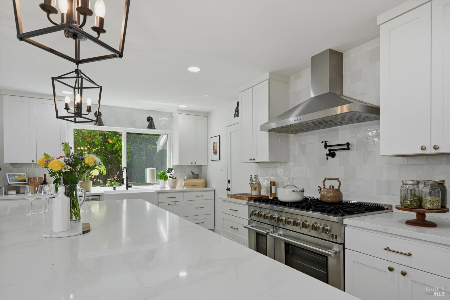 3571 Meadowbrook Drive