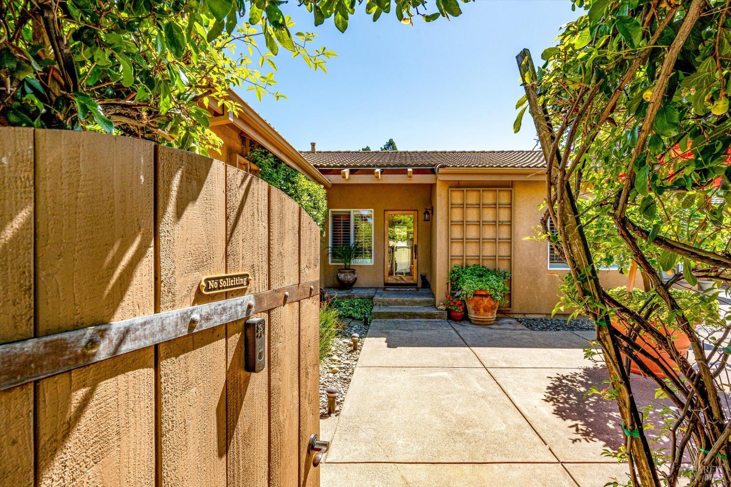 3200 Twin Oaks Drive