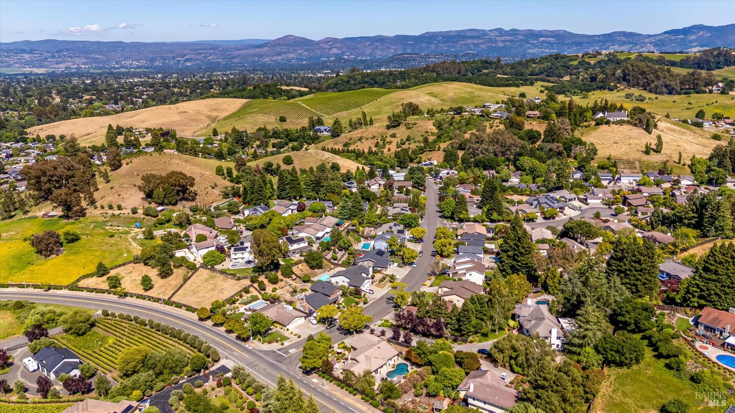 3200 Twin Oaks Drive