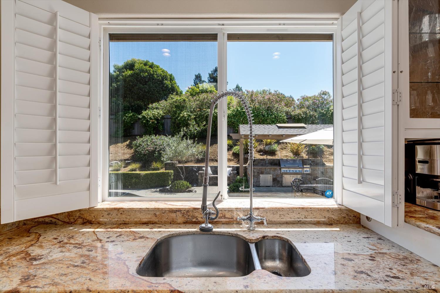 3200 Twin Oaks Drive