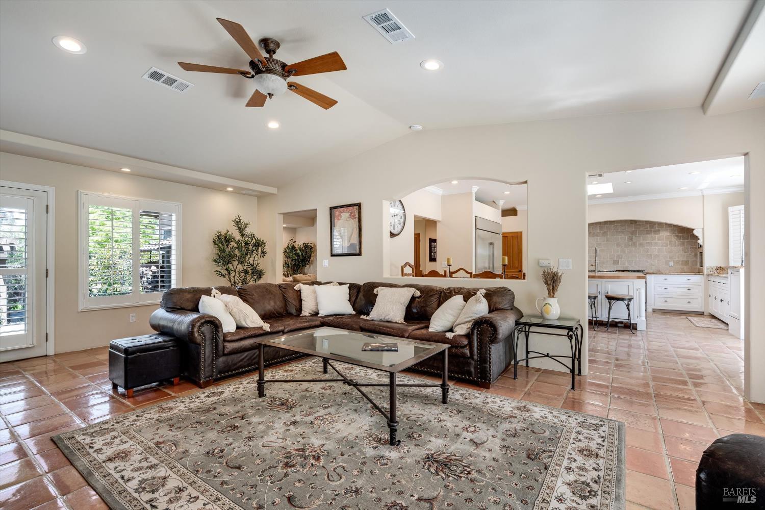 3200 Twin Oaks Drive