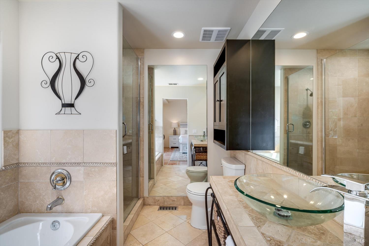 3200 Twin Oaks Drive