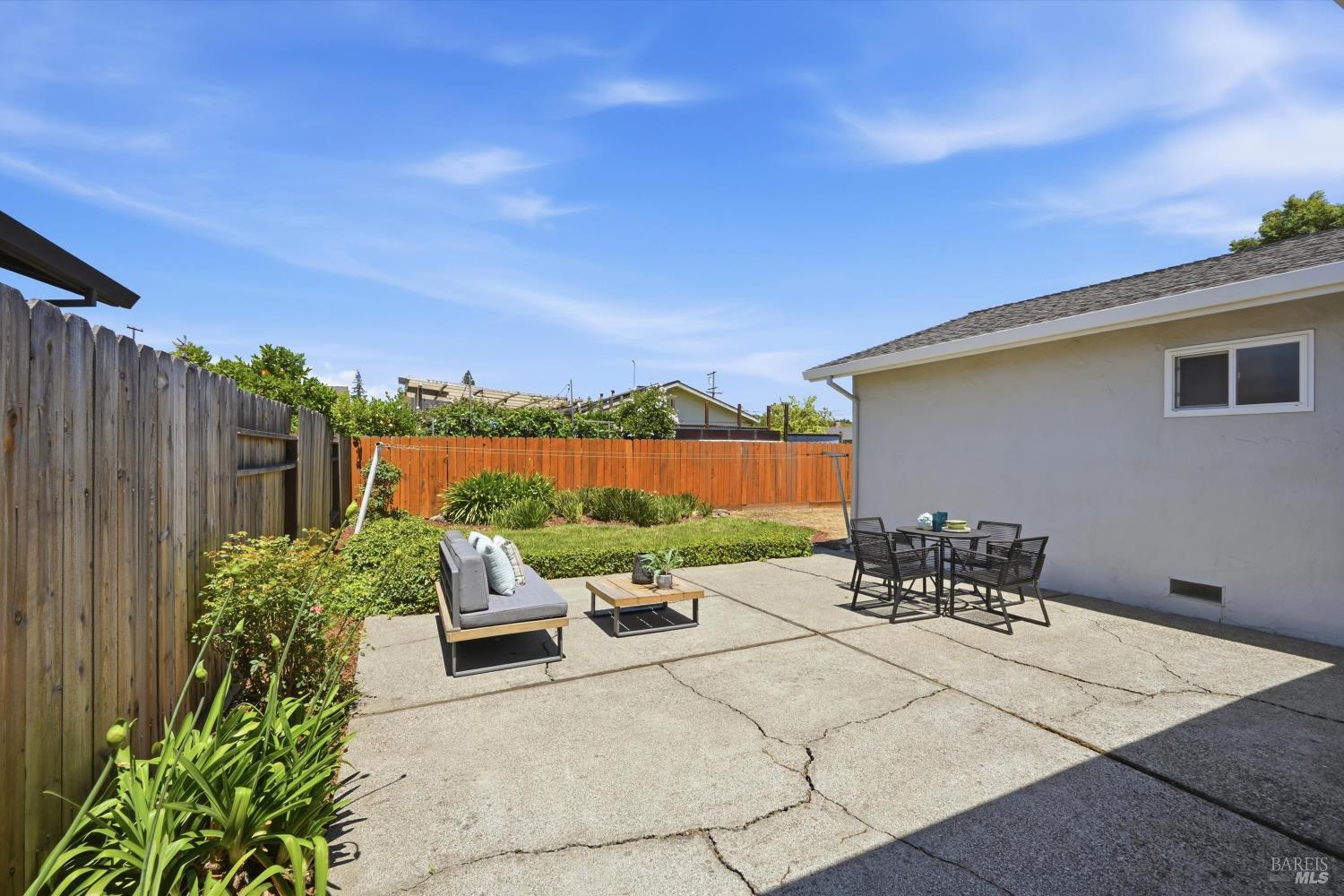 802 Pueblo Avenue