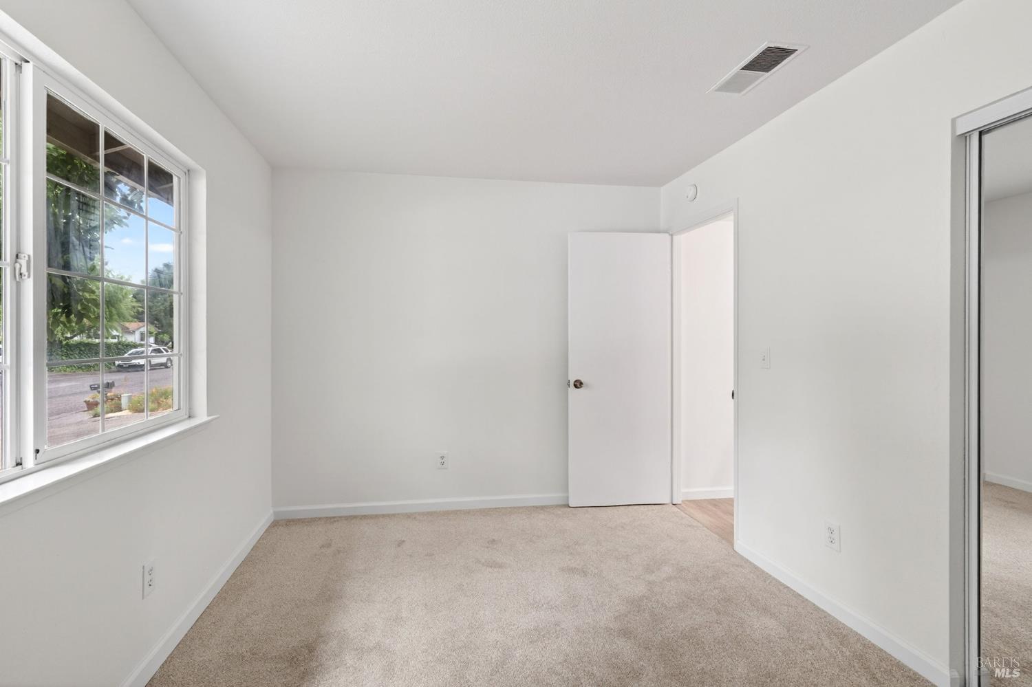 281 Meadowood Lane