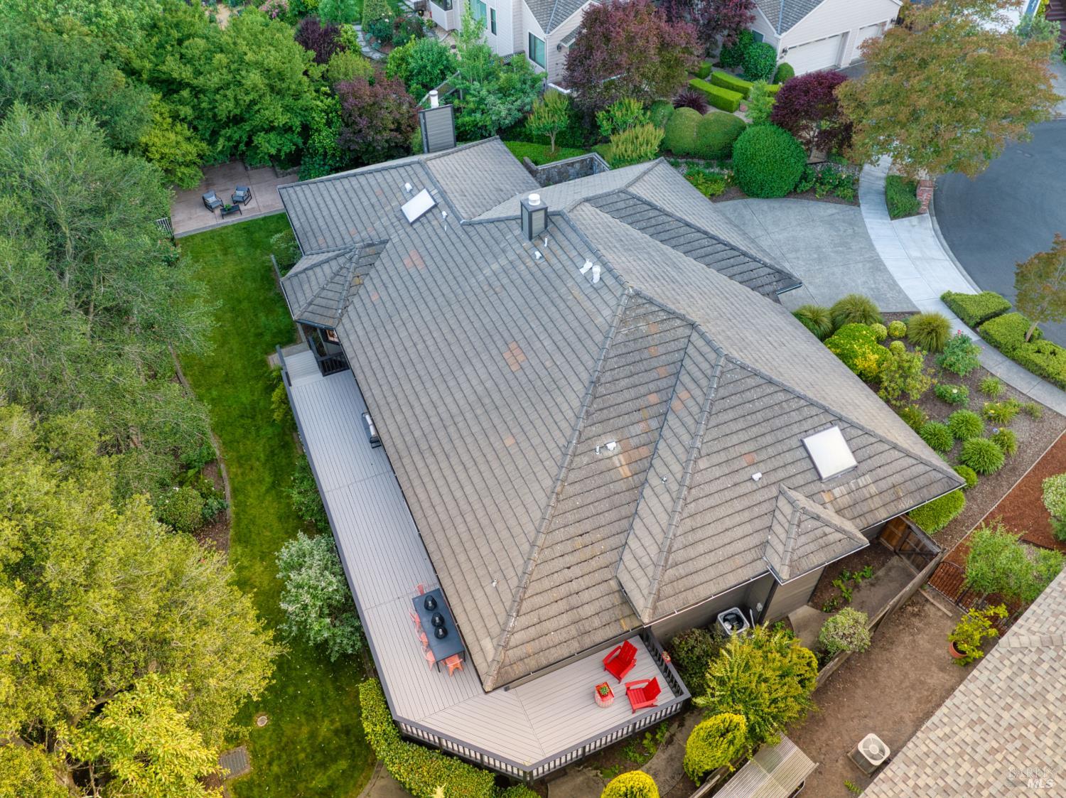 18 Clement Court