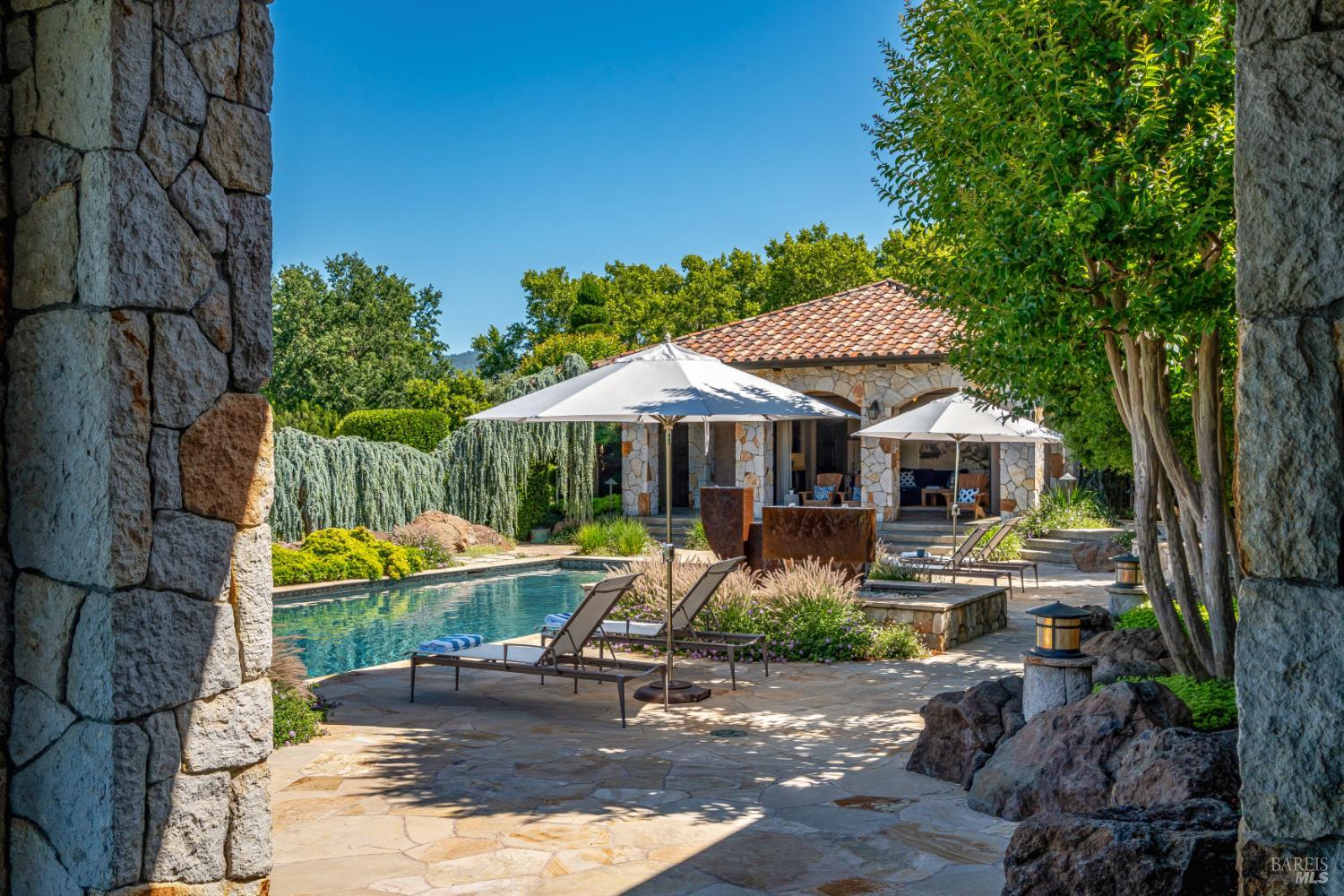 184 Zinfandel Lane