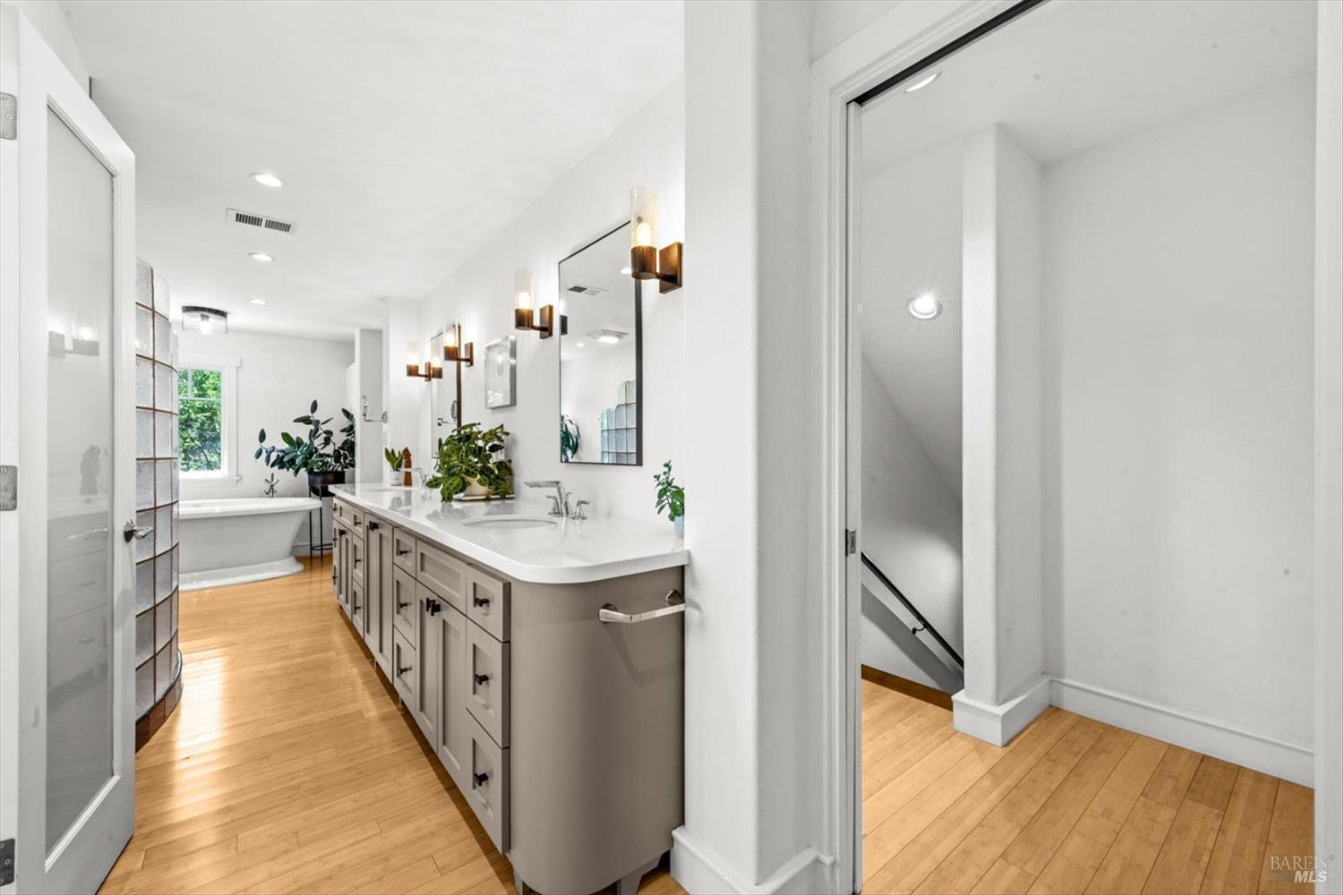 1163 Morningside Drive
