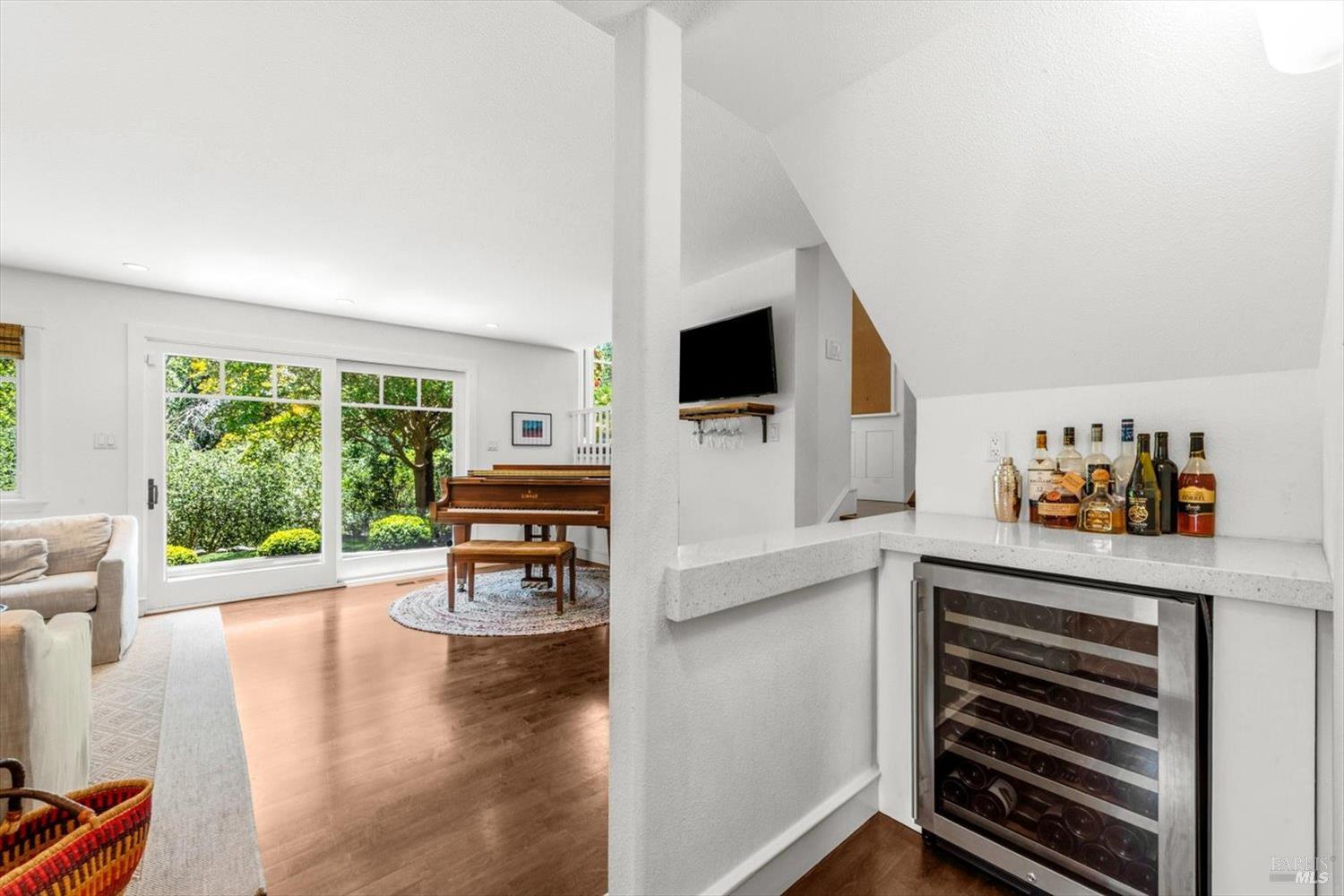 1163 Morningside Drive