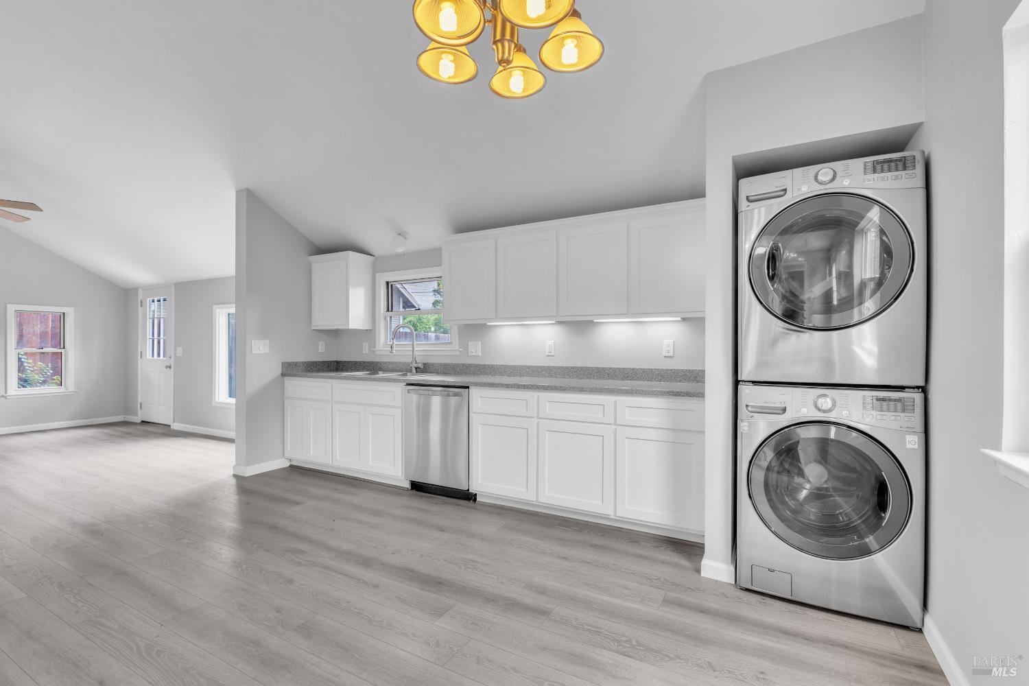 943 Frazier Avenue