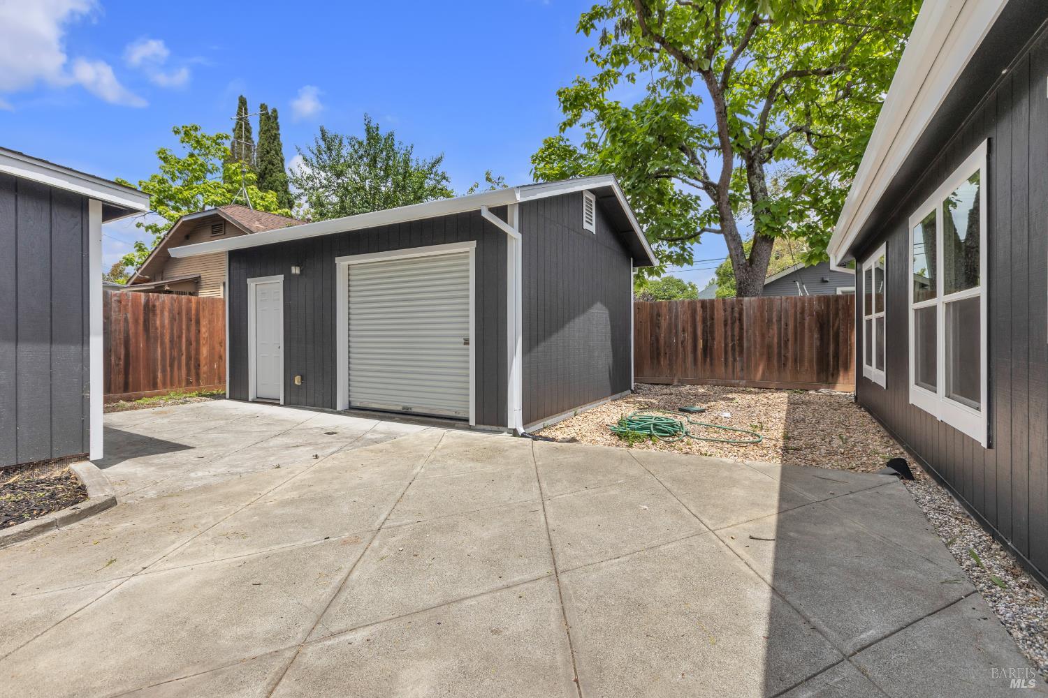 943 Frazier Avenue