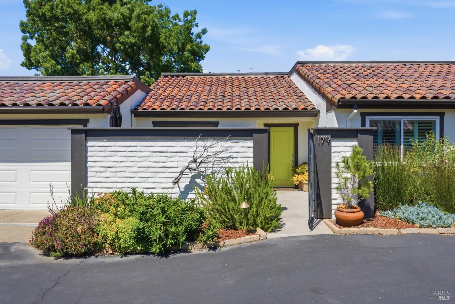 179 Vineyard Circle