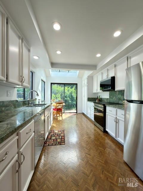 2770 Pike Drive