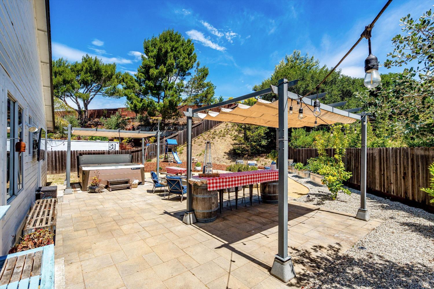 412 Arrowhead Court