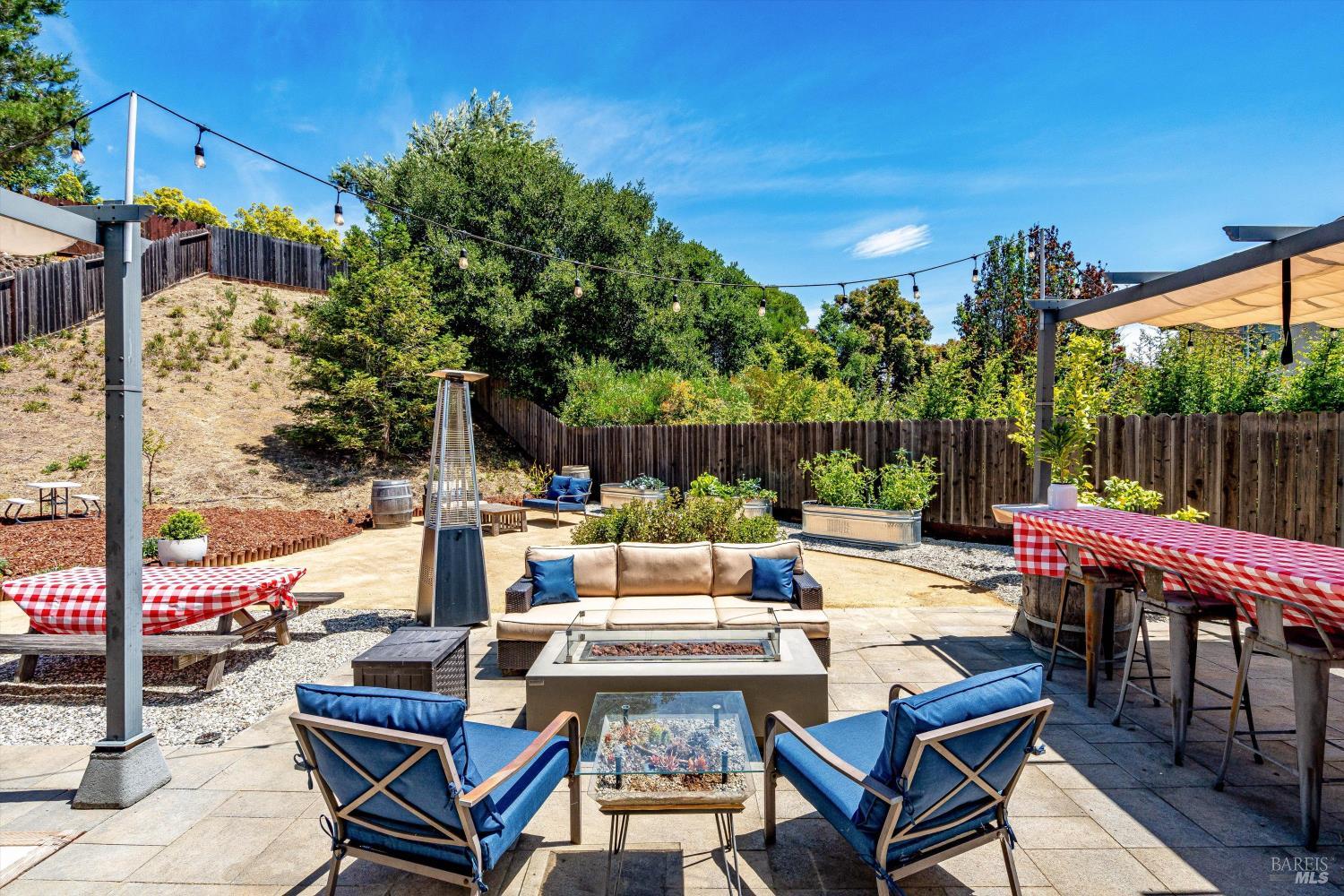412 Arrowhead Court