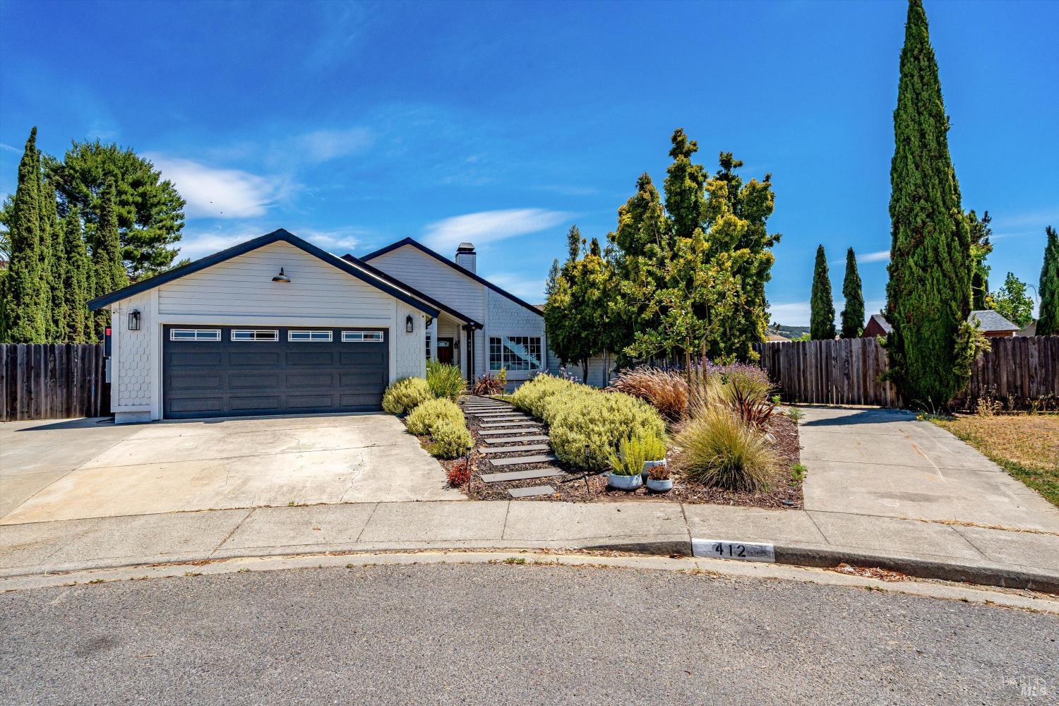 412 Arrowhead Court