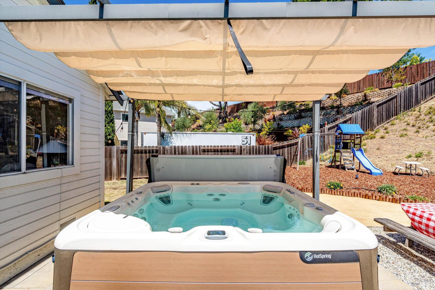 412 Arrowhead Court