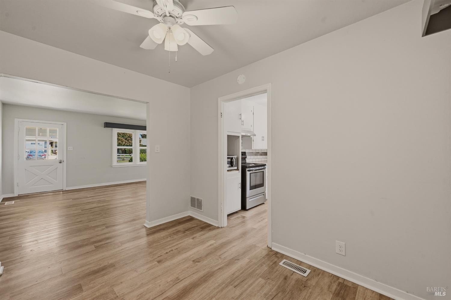 851 Central Avenue