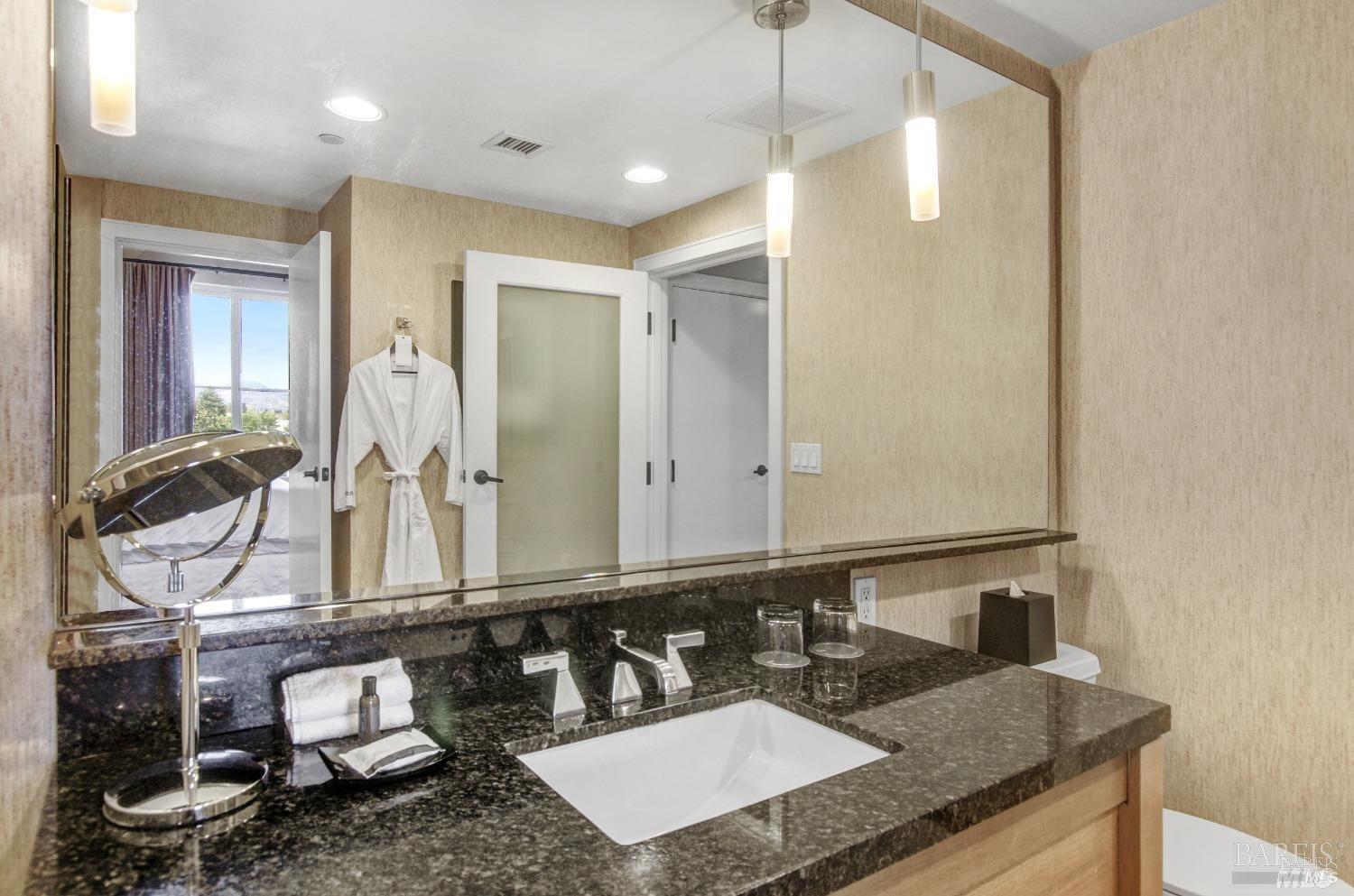 1314 Mckinstry Street Unit: #2083