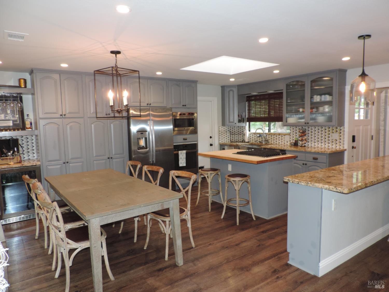 1027 Vassar Drive