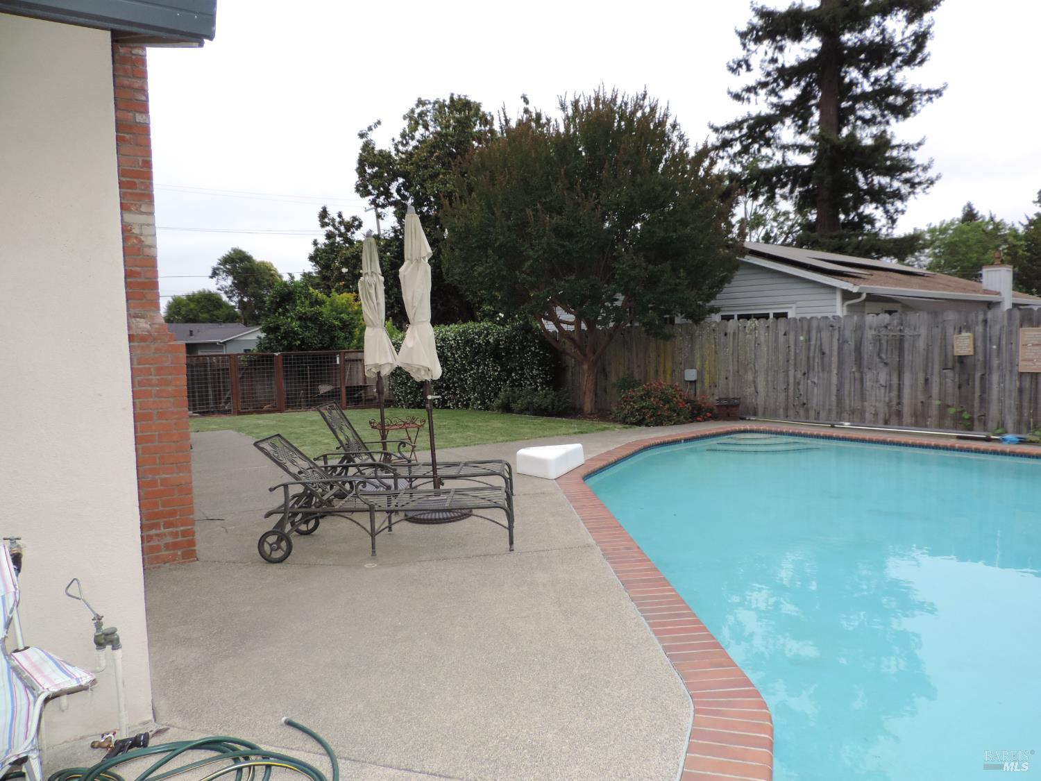 1027 Vassar Drive