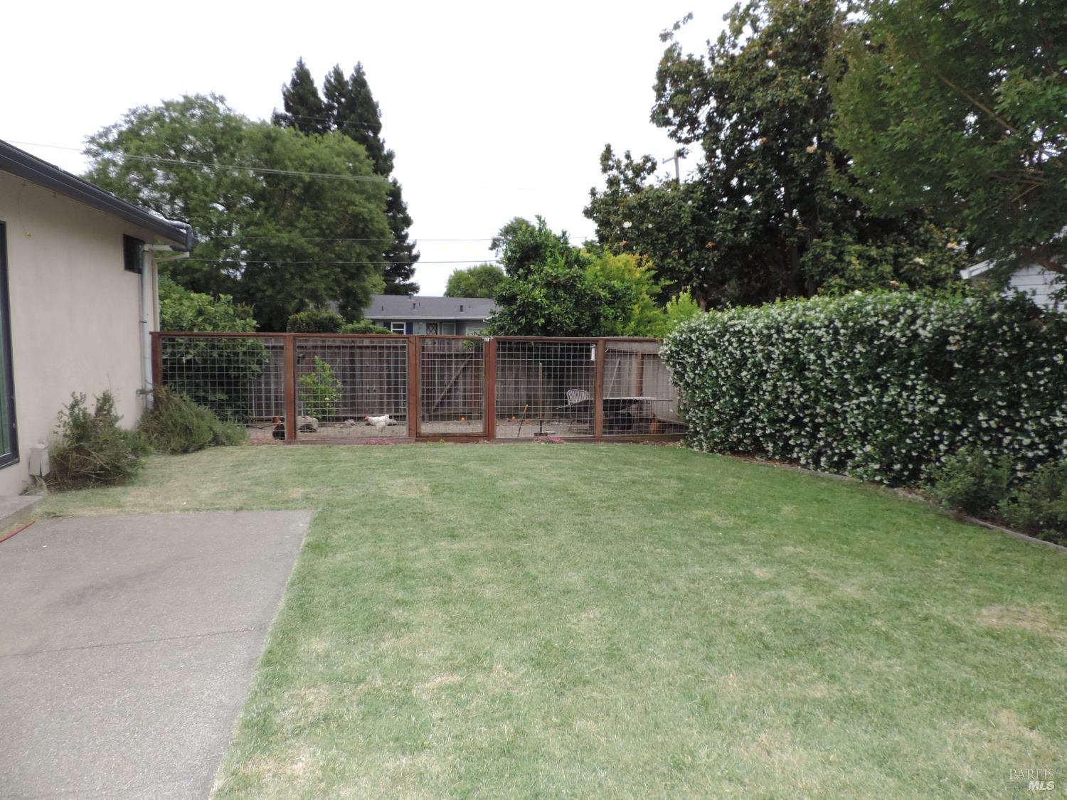 1027 Vassar Drive