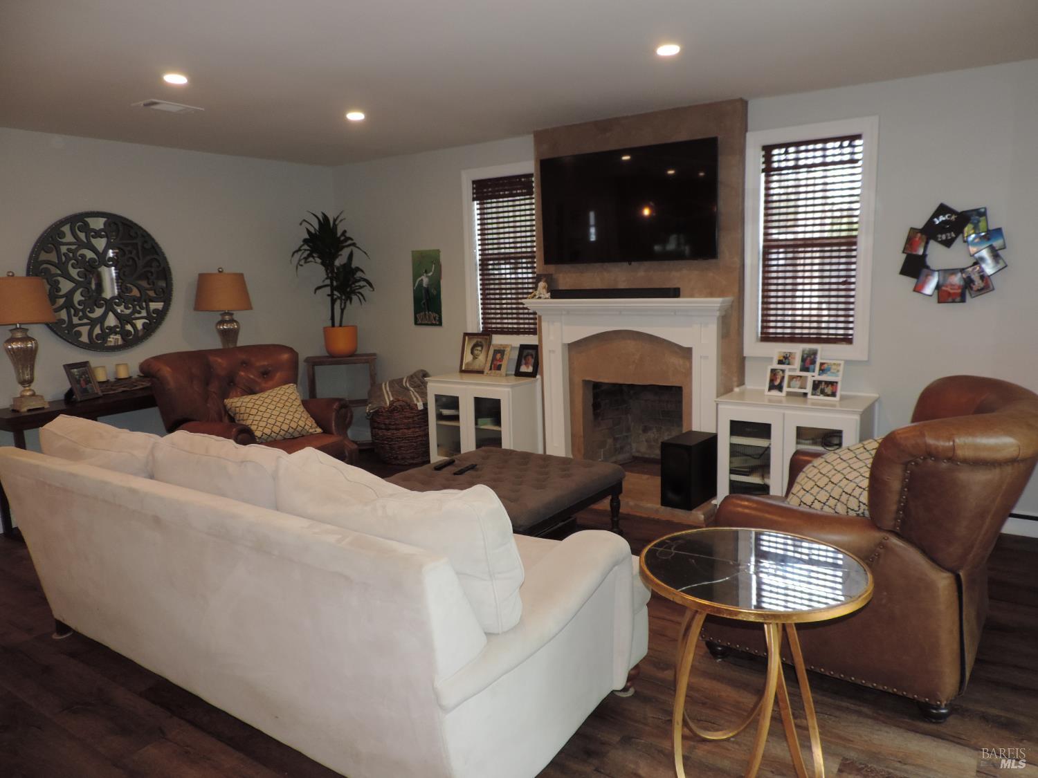 1027 Vassar Drive