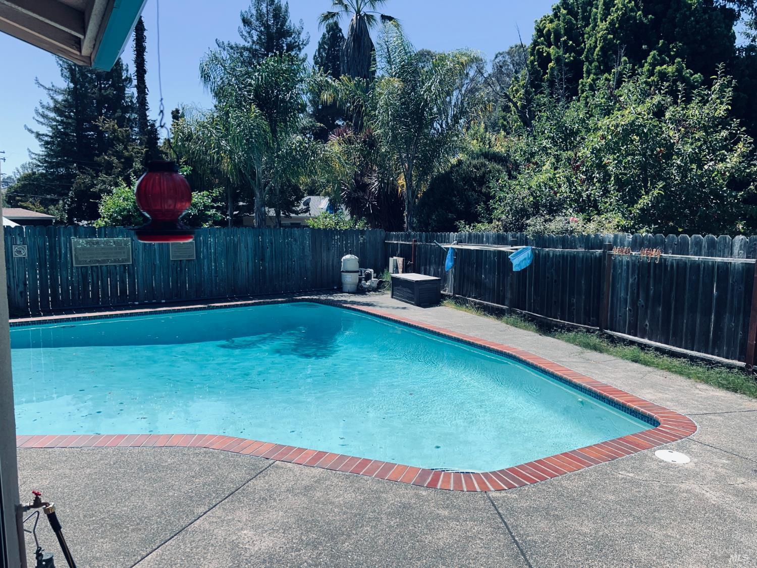 1027 Vassar Drive