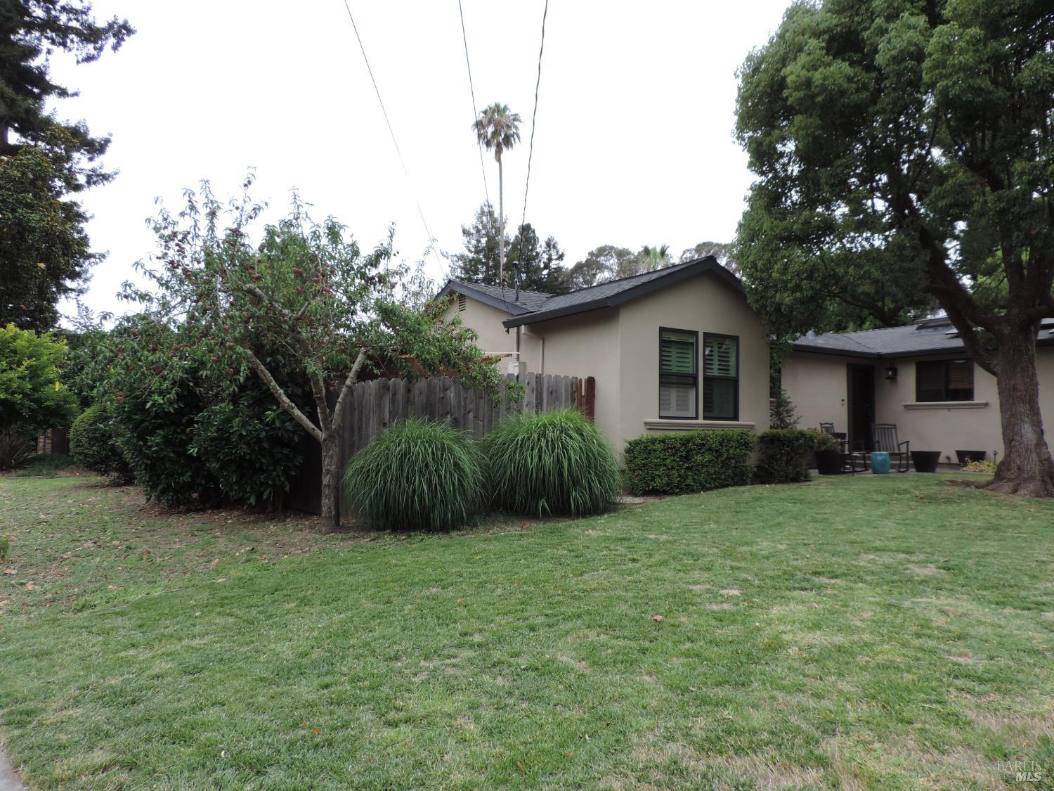 1027 Vassar Drive