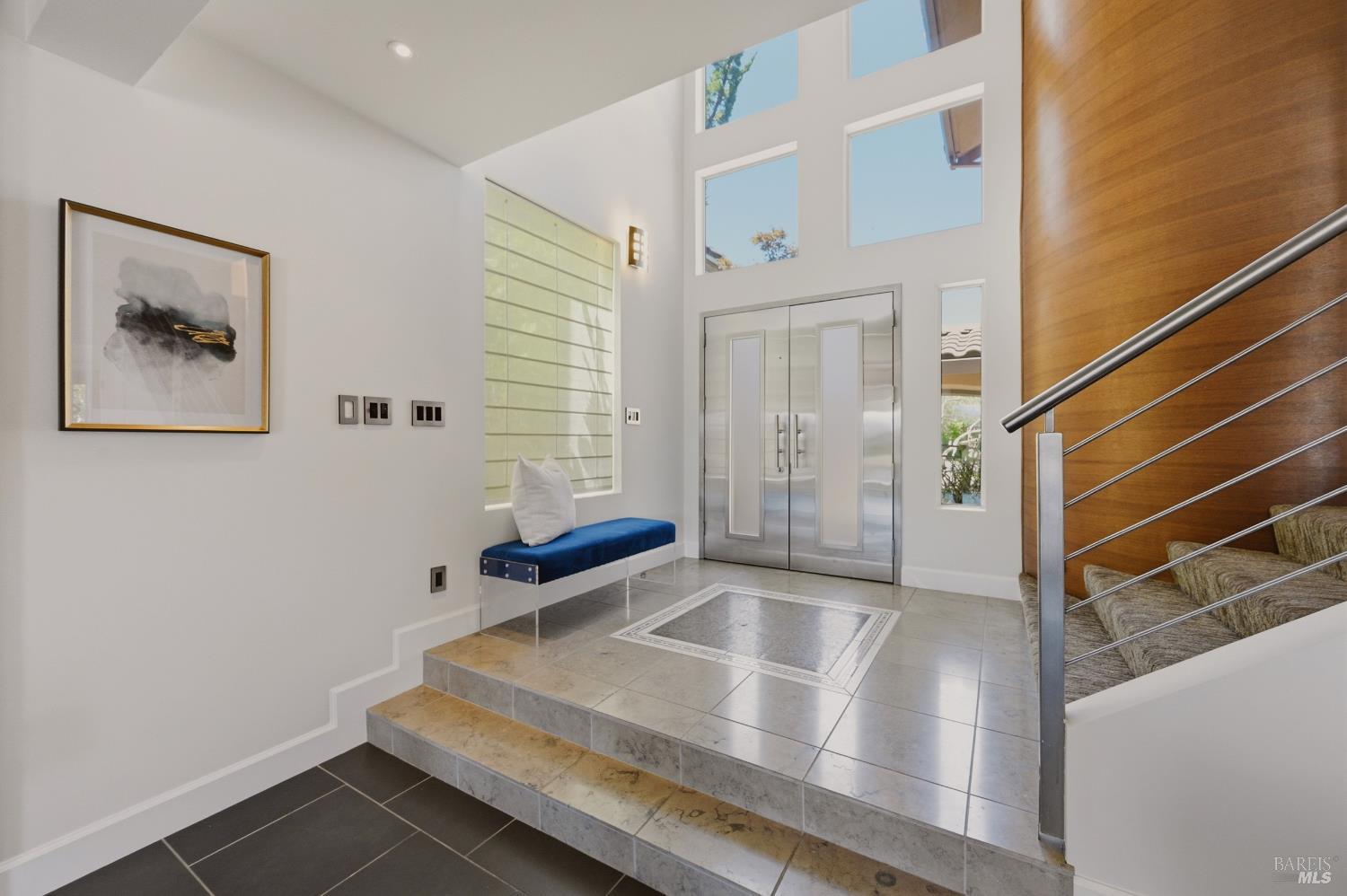 50 Lighthouse Court