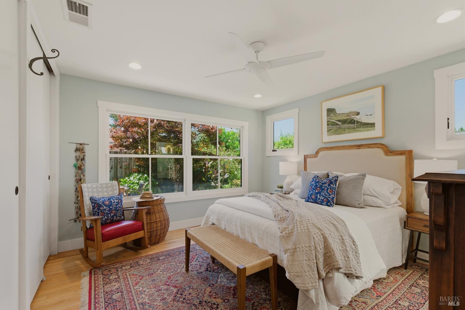 2512 Macgregor Court
