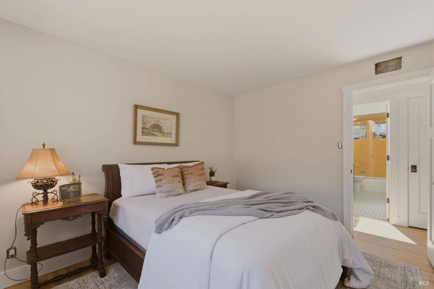 2512 Macgregor Court