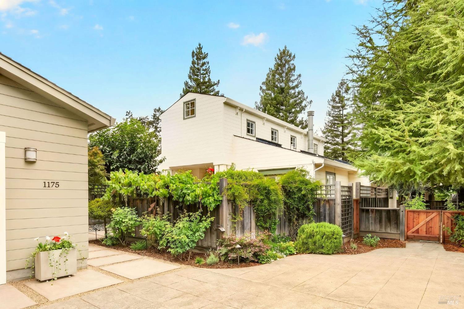 1175 Crane Avenue