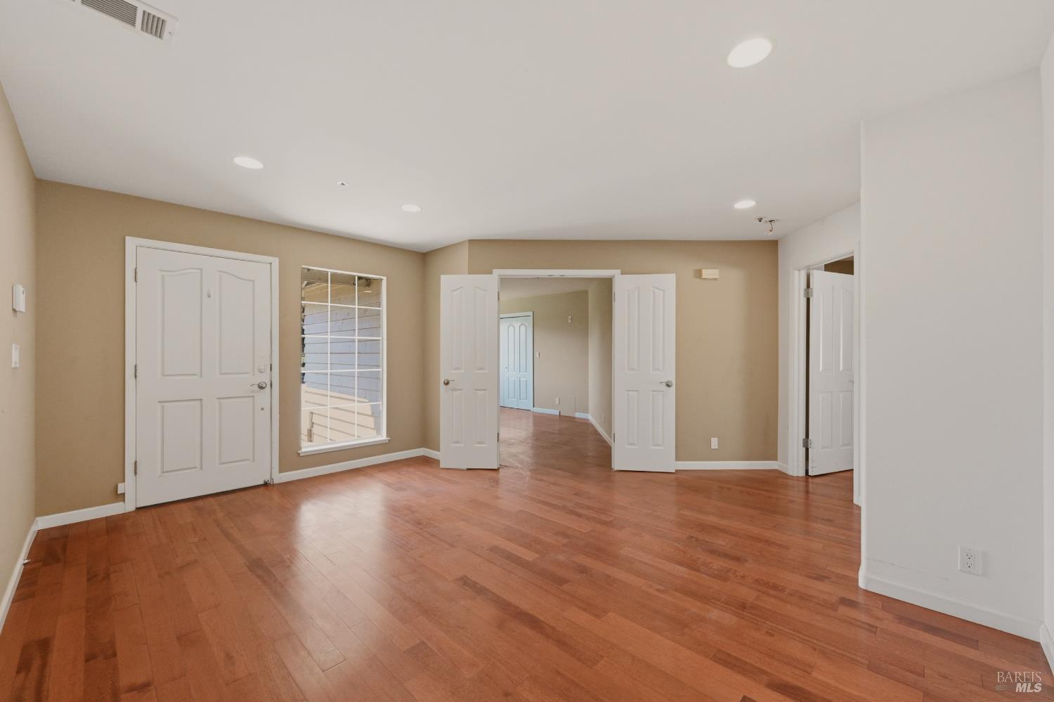 46 Clement Court
