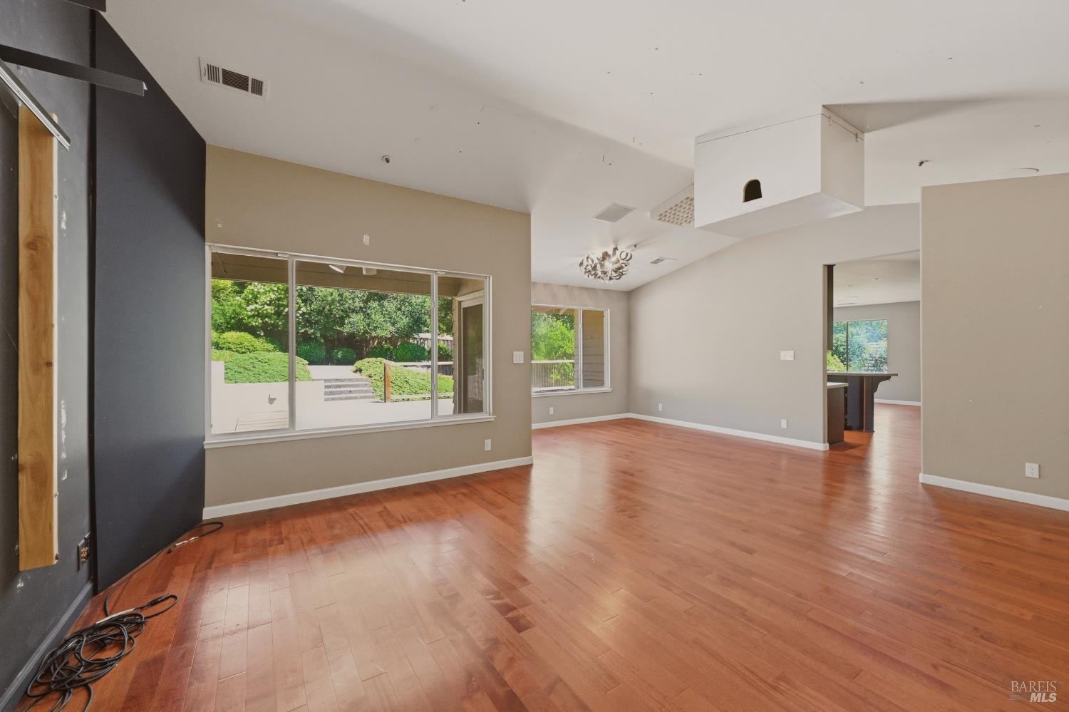 46 Clement Court