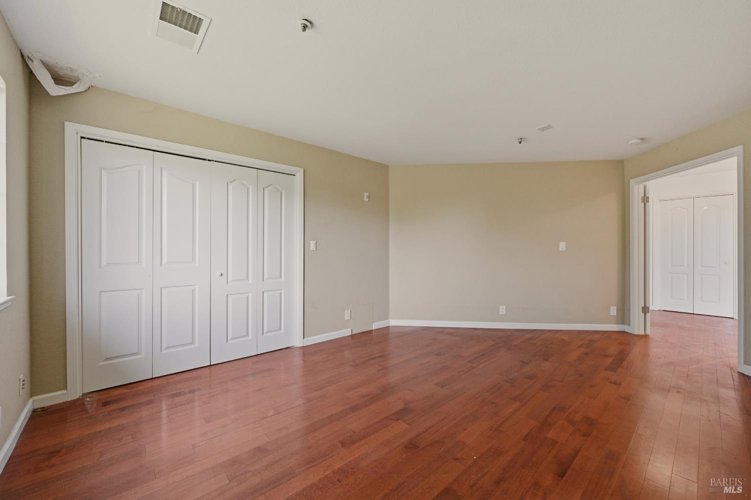 46 Clement Court
