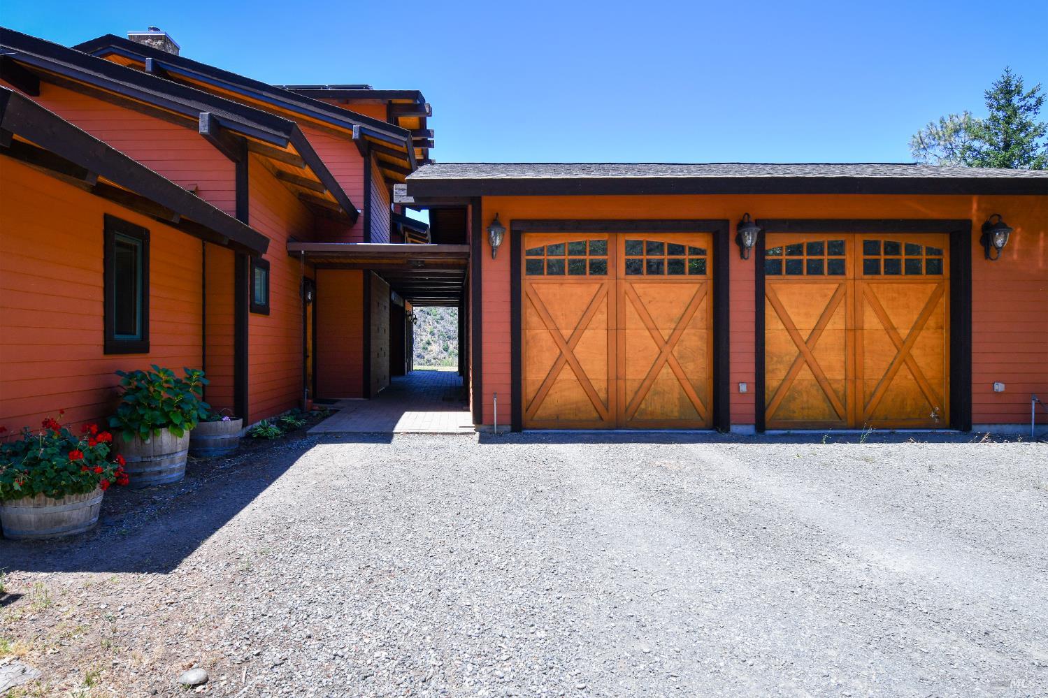3335 Friesen Drive