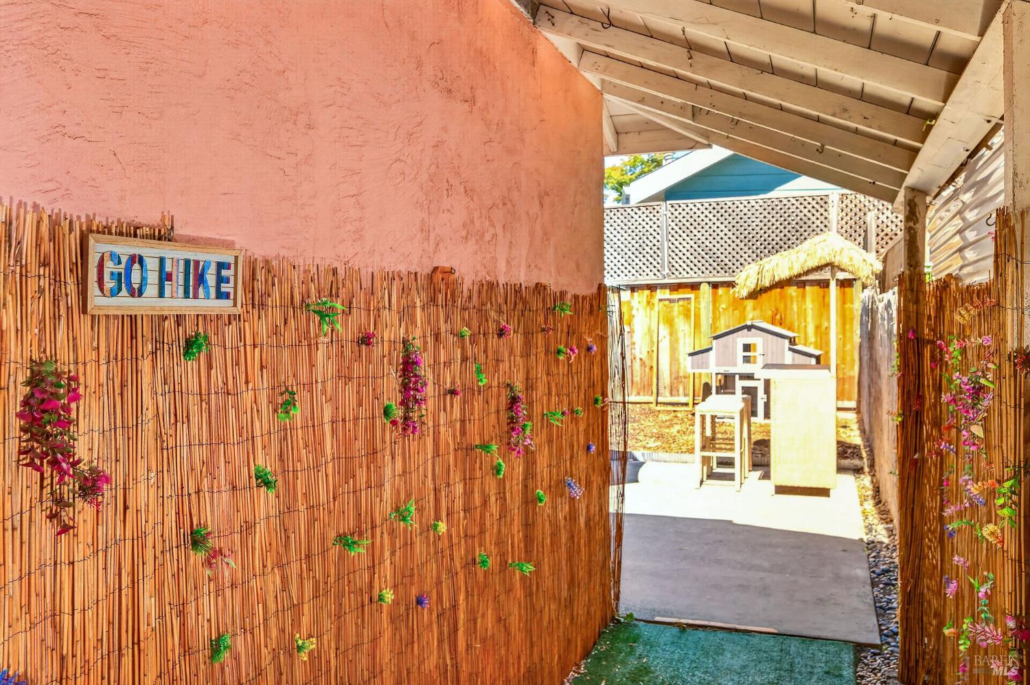 4440 Tanglewood Way