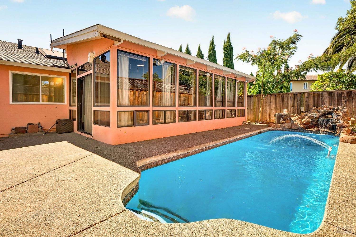 4440 Tanglewood Way