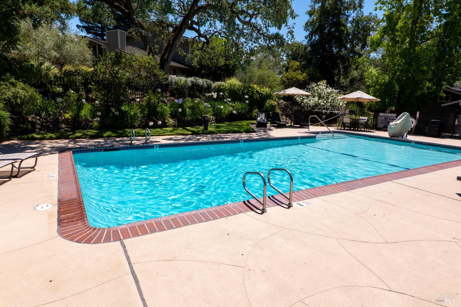 843 Acorn Way