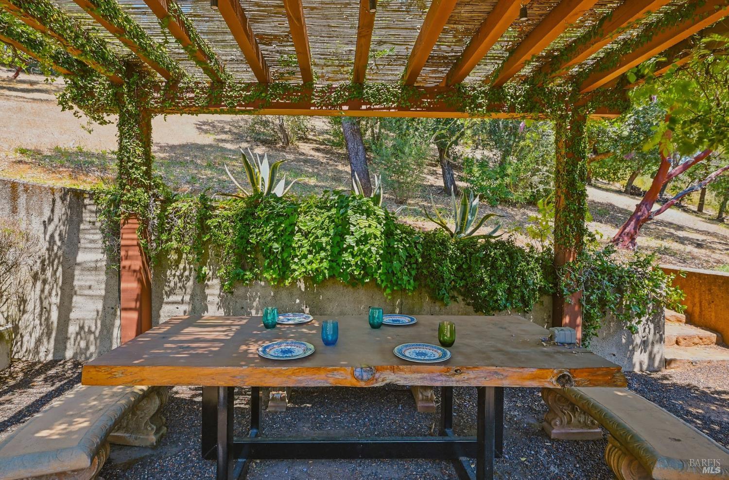 2491 Spring Mountain Road