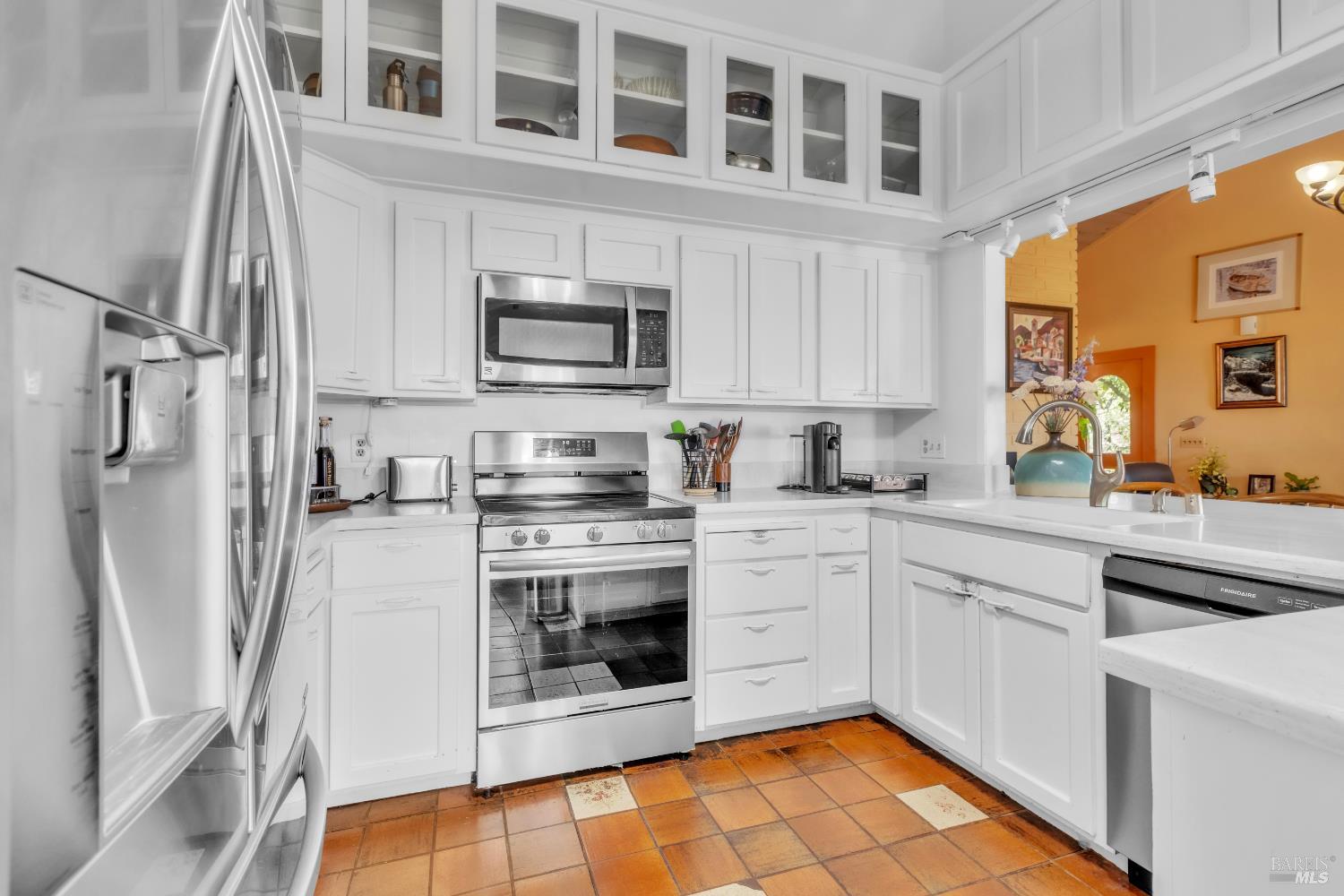 4552 Belmont Court
