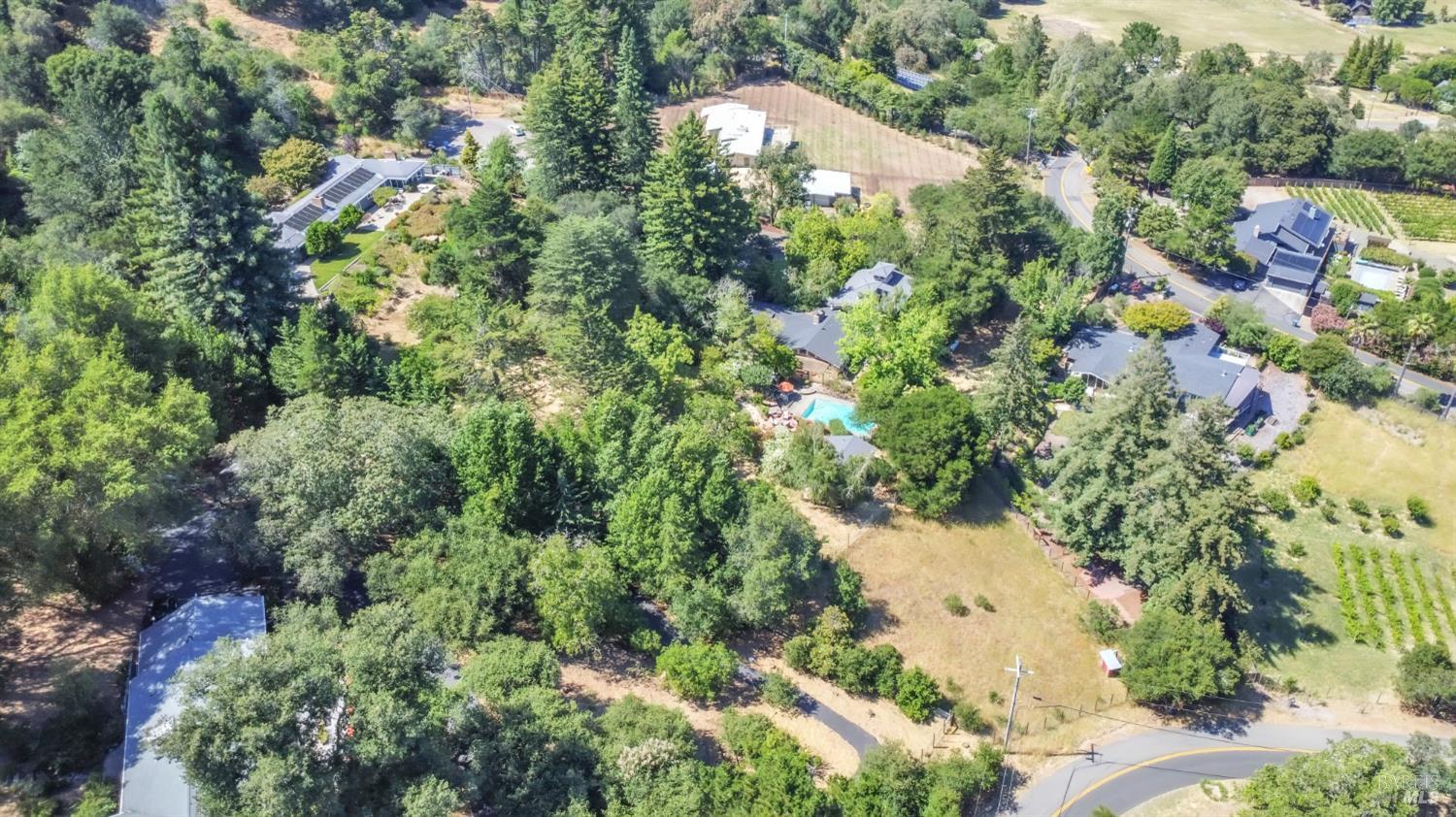4552 Belmont Court