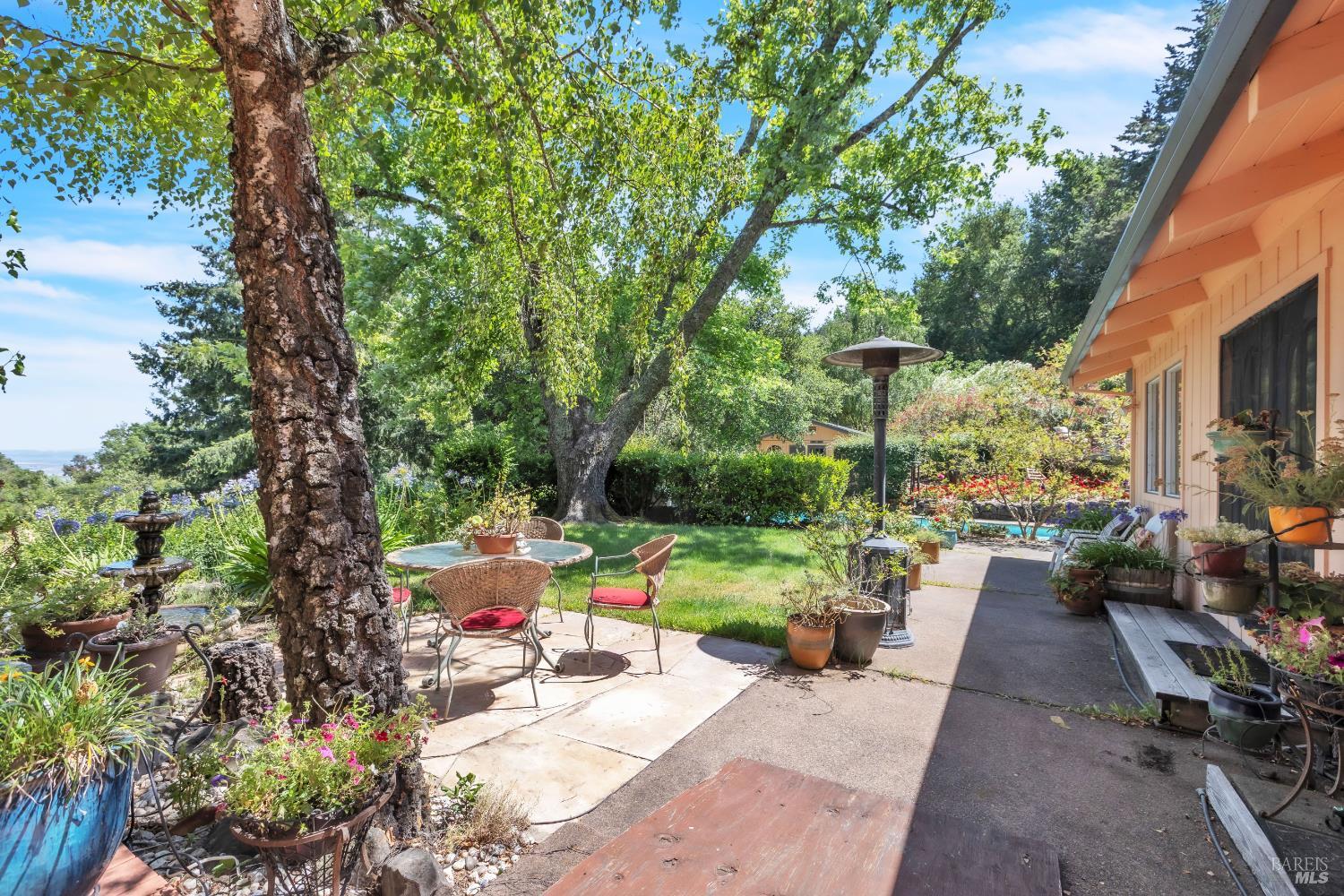 4552 Belmont Court
